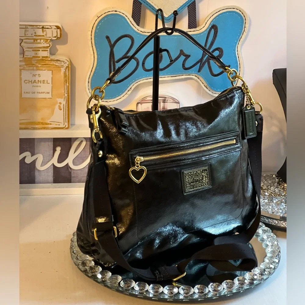 Coach puppy Black Leather Shoulder Bag with Gold Accents